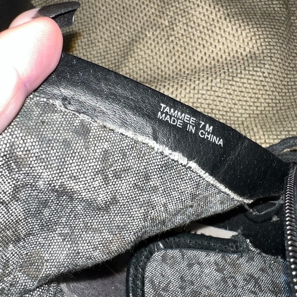 Black Steve Madden Combat boots - Picture 5 of 5